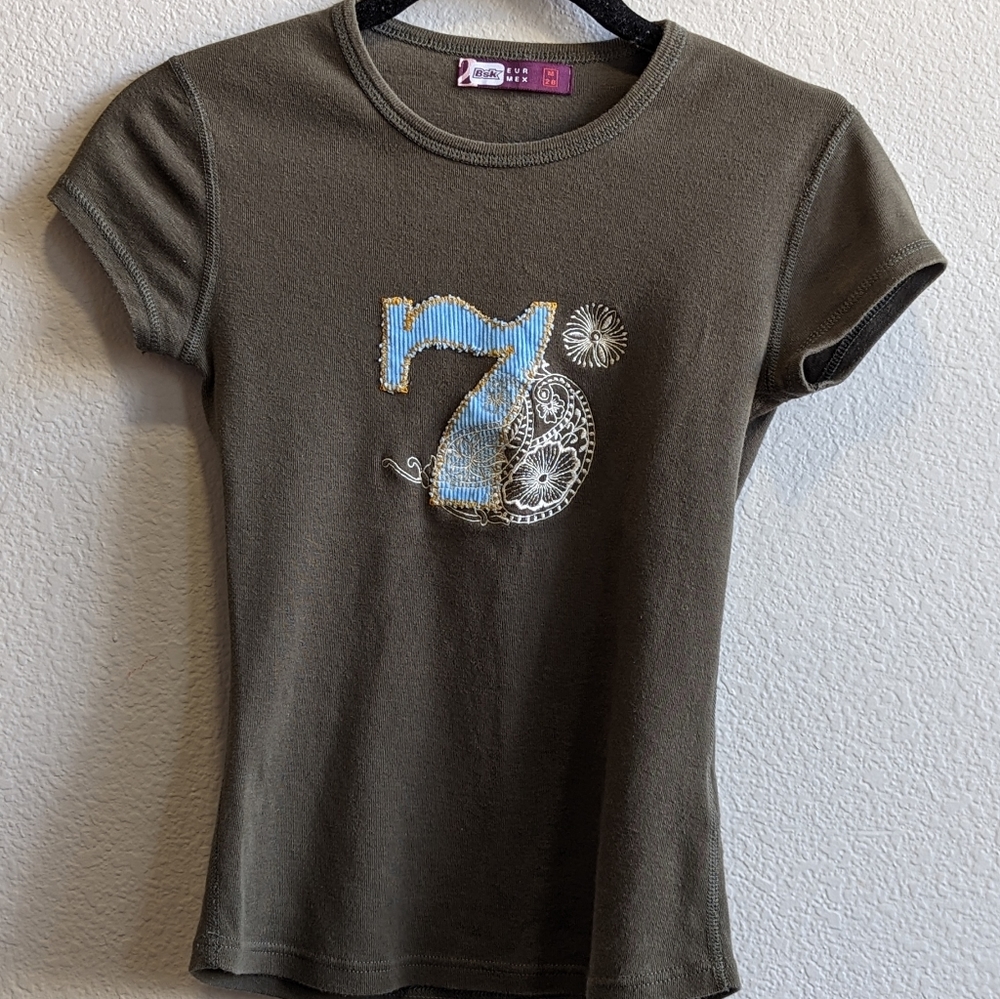 Lucky seven olive top